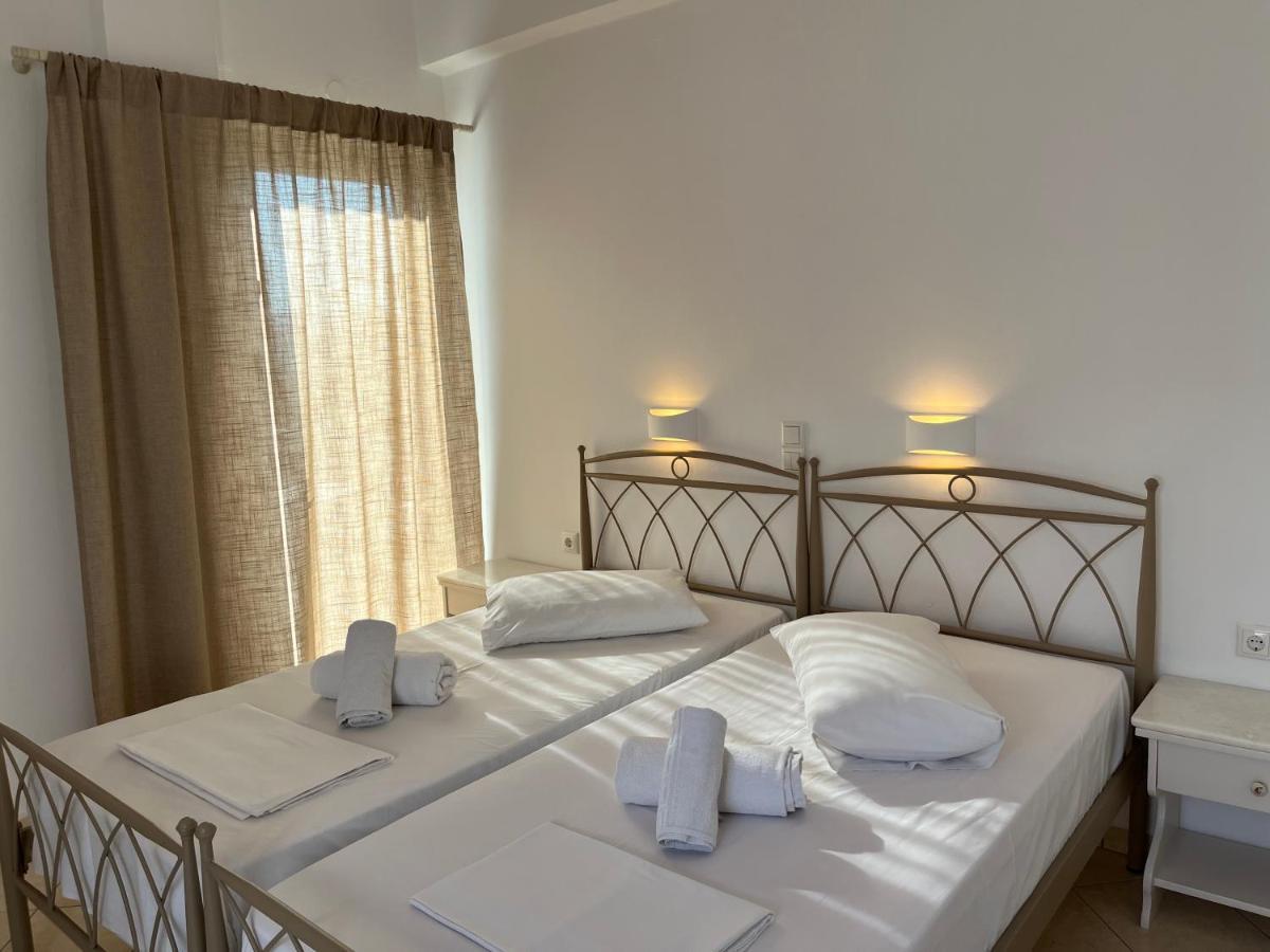 Hotel Chrisoula Antiparos Town Exterior foto